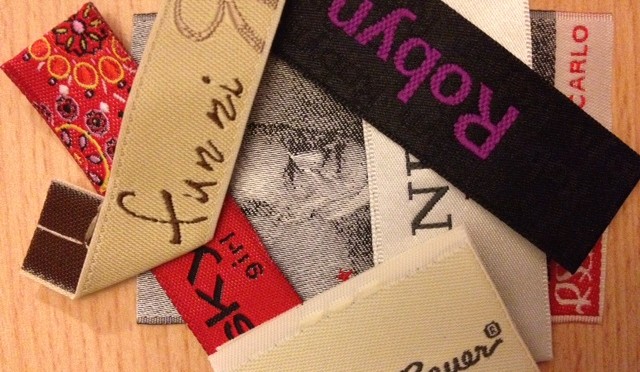 4 Woven labels